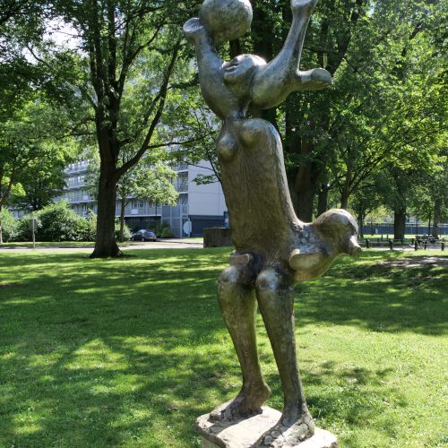 balspelende-meisjes-Droppert